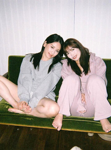 もしも2人が交際したら…好きが溢れる1日になりました。 一緒にゴハン作ってシャワー浴びて朝まで抱き合って初めてのお泊りおうちデート 紗々原ゆり 美園和花