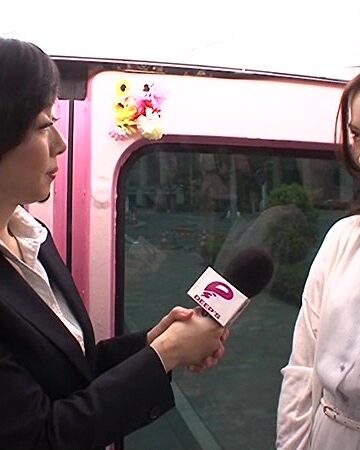 テレ○系列報道アナウンサー 桐嶋永久子専属契約作品 系列局内No.1の新人指導実績を誇る本物アナウンサーだから出来たレズナンパ！！｜桐嶋永久子