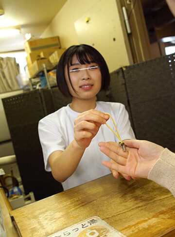 銭湯レズ連鎖痴●2 いいなりウブ娘を利用した芋づる式レズ計画