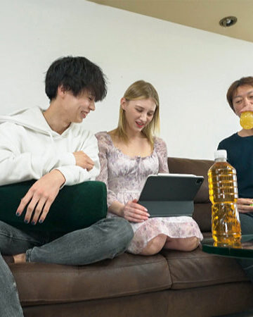 男も、女も、ニューハーフも性別ごちゃ混ぜの夢のシェアハウスでSEX三昧！！