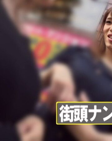 ニューハーフ街角レズナンパ！Hカップ爆乳娘から中出しOKの淫乱お姉さんまで…初対面の女子たちとの濃厚レズビアンSEX×ペニクリ連続爆射精！！ まゆり