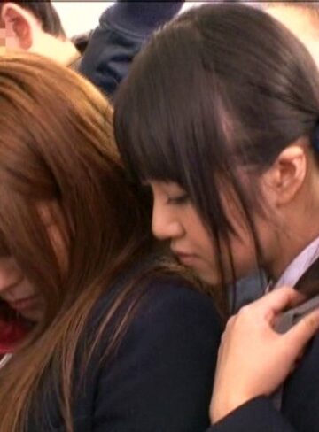 痴●OK娘 レズスペシャル 3 通学路で一緒になる他校の清純女子校生を失禁するまで感じさせろ｜