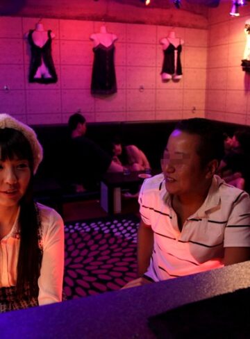 つぼみが素人乱交サークルに潜入してSEXしちゃった！｜つぼみ