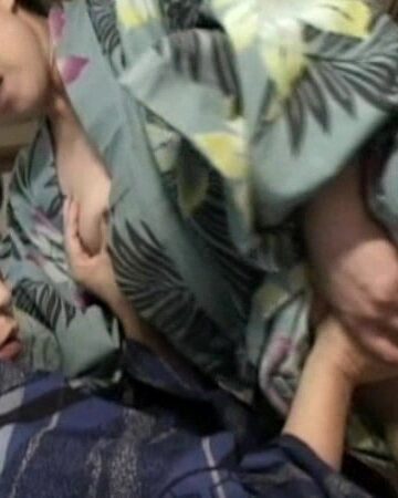 4時間！熟女レズビアン大全BEST 16 ～32人の美熟女が紡ぐ華麗なるレズの宴～｜