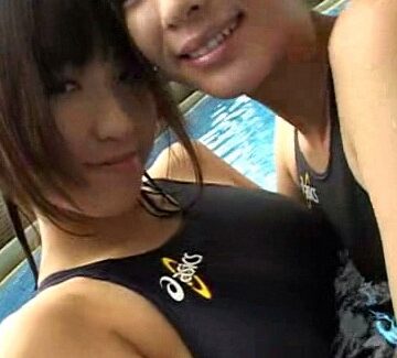 競泳水着の女 菊原まどか・江口美貴｜菊原まどか・江口美貴