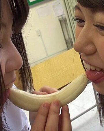 某県女子校内で撮影 イタズラ！？微レズ！？同級生をかる～いノリでイジメたりじゃれ合ったり！悪ふざけエロ！無邪気にやっているけどヤラれた方は冗談じゃ無いよね！！？2＋いたずら作品集合計260分！｜