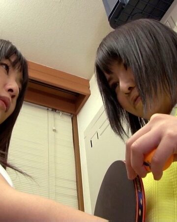 女子校生れず 先輩と私 つぼみとなつ｜つぼみ・安西優子（鈴木なつ）