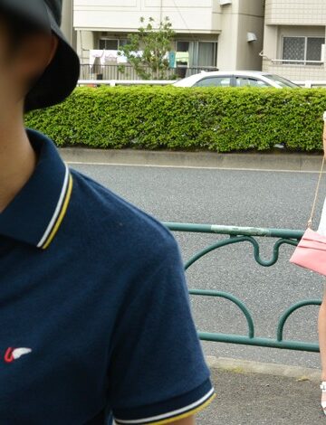 そこの倦怠期カップルさん！マンネリ打破で彼女をレズらせてみませんか？～2組のカップルをそれぞれナンパして、彼氏の了解のもとカノジョ同士を初対面でレズビアンプレイさせちゃいました！それを別室で見守る彼氏は…～｜